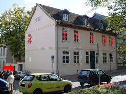 Derzeit 145 freie mietwohnungen in ganz schwerin. 3 Zimmer Wohnung Zum Verkauf Lindenstrasse 7 19055 Schwerin Schelfstadt Schwerin Mapio Net