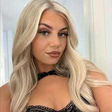 Charlotte Yates (@charlotteeyates) • Instagram photos and videos