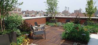 Pin By Juli Dubois On Warehouse Living Terrace Garden Design Roof Garden Design Rooftop Terrace Design