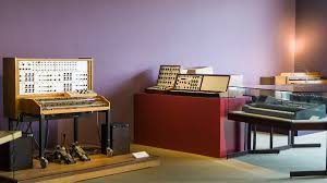 Traditional and contemporary.a common challenge for worship leaders and volunteers is being able to blend both styles in one worship set to satisfy both parties. 17 Electronic Instruments That Shaped Modern Music Google Arts Culture