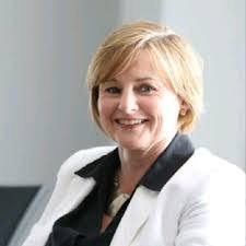 Shauna Mitchell's Instagram, Twitter & Facebook