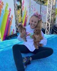 The walmart.com affiliate program allows you to earn commissions from qualifying sales when you refer customers to walmart.com Jojo Siwa Said Her Boyfriend Is A Dream But She Isn T Sharing His Identity