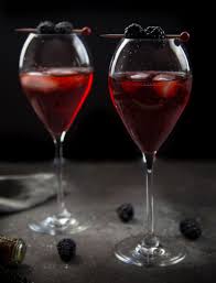 Blackberry Aperol Spritz Cocktail Recipe Inspired By The Classic Recipe Aperol Spritz Recipe Spritz Recipe Simple Syrup Recipes