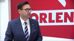 Daniel obajtek zaprosił media na konferencję #dotrzymujemysłowa. Prezes Pkn Orlen Daniel Obajtek Czlowiekiem Roku Forum Ekonomicznego 2020 Polsat News