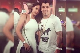 Jun 05, 2021 · el actor habría sostenido una discusión con la presunta víctima el pasado 2 de junio. La Parada De Carros De Gary Medel Al Hombre Que Critico A Su Mujer En Instagram