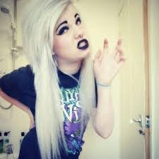 Becky Mayo's Instagram, Twitter & Facebook