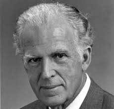 Clay, Hollendonner honored by newspaper industry