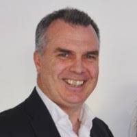 Thomas Kneebone's Instagram, Twitter & Facebook