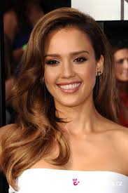 Bob frisuren lang feines haar. Jessica Alba Frisur Zum Ausprobieren In Efrisuren
