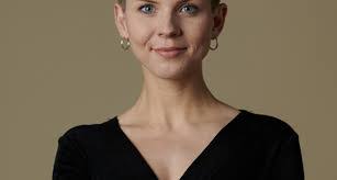 Johanna Roth's Instagram, Twitter & Facebook