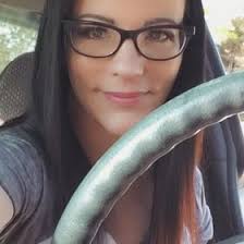 Lori Cornett (loriwikum)