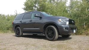 Some reviewers are impressed by the yukon's more upscale interior. 2018 Toyota Sequoia Iseecars Com