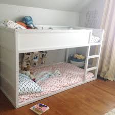 How To Paint The Ikea Kura Bed Pokoje Chlopakow Pokoj Chlopiecy Lozko Pietrowe