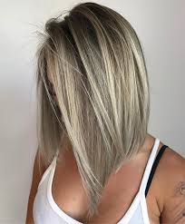 Acconciature corte per le donne · acconciature semplici · acconciatura corta. Top 50 Acconciature Medie Per Le Donne Nel 2022 Capellidistile It