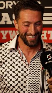 Wat doet Jamal Ben Saddik graag in zijn vrije tijd?, Dit antwoord verwacht  je niet!! 🤣, #Glory103 #BenSaddik #Hobby #Kickboksen