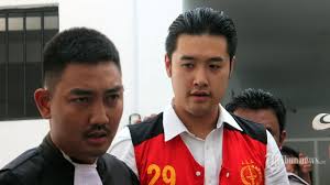 Hal ini terjadi saat mereka menangani kasus. 4wupsikvrhsrom