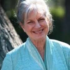 Bobbie Bates's Instagram, Twitter & Facebook