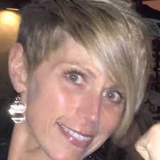 Kerri Sanderson's Instagram, Twitter & Facebook