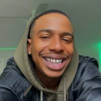 20+ "Darian Webb" profiles