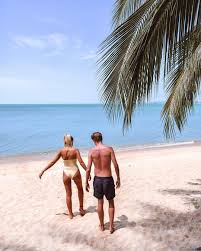 4 638 Likes 176 Comments Charlie Pauly Lauren Cliffe Wanderersandwarriors On Instagram Everyday We Pinch Oursel Travel Couple Laos Thailand Uk Travel