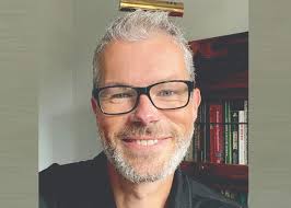 Mike Peake 🟢🔵🟡🔴