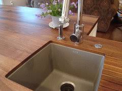 The everyday sink that goes beyond everyday expectations. Silgranit Metallic Gray Or Cinder