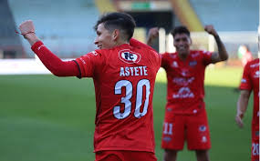 Diese seite enthält eine komplette übersicht aller absolvierten und bereits terminierten saisonspiele sowie die saisonbilanz des vereins ñublense in der saison 19/20. Nublense Vs Cobreloa