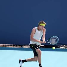 He is currently ranked no. Tennis Atp Alexander Zverev In Monte Carlo Nach Sieg Uber Lorenzo Sonego Im Achtelfinale