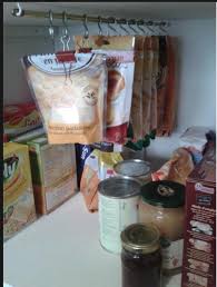 Conserver Les Sachets Ouverts Astuce Maison Pratique Famihero Diy Kitchen Small Space Kitchen Kitchen Organization