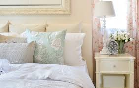 Just showin' off on the bed, being goofy and whatnot. 25 Simple Tricks To Make Your Bedroom Feel Extra Cozy Prevention