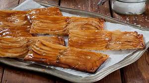 Savoureuse Tarte Fine Aux Pommes Caramelisees Tonmag Recette Tarte Fine Aux Pommes Tarte Fine Pommes Caramelisees