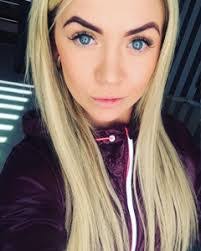 Anna Sanko's Instagram, Twitter & Facebook