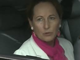 REPLAY] "Beaucoup de gens avaient intérêt à vendre des produits chimiques"  (S.Royal)