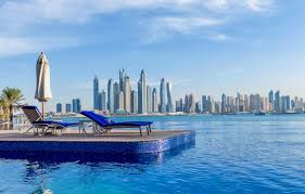 From one of the lake front restaurants around the take a walk along the boardwalk, or go for a dip in the lukewarm sea… a trip to the the coast is one of the top places to visit in dubai. Best Time To Visit Dubai For Good Weather Shopping Swimming