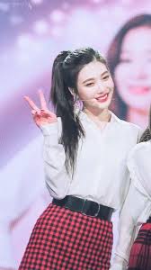 September 1996 auf jejudo, südkorea),. Pin By Sunny Park On Red Velvet Red Velvet Joy Red Velvet Velvet