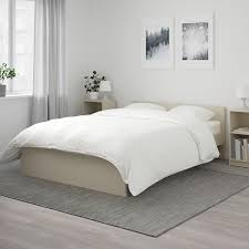 Gursken Bettgestell Mit Kopfteil Hellbeige 140x200 Cm Ikea Deutschland Wir beraten sie hier keim kauf ihres neuen bettgestells. ikea