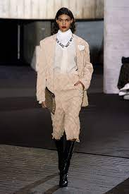 Roland Mouret Fall 2020 Ready To Wear Fashion Fashion Show Ready To Wear