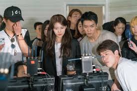 Lee seung gi & bae suzy, seoul, korea. Suzy And Lee Seung Gi Display Impeccable Teamwork Behind The Scenes Of Vagabond Soompi