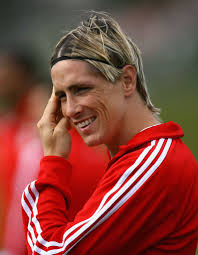 Thu 28 may 2009 16.29 edt 1 liverpool have rewarded fernando torres for his outstanding impact at anfield with a new contract that will increase the spain striker's wages to £110,000 a week. Fernando Torres Photos Photos Liverpool Training Press Conference Fernando Torres Liverpool Football Club Liverpool