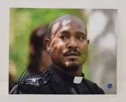 Seth Gilliam Walking Dead Father Gabriel Stokes Signed Autograph 8 x 1