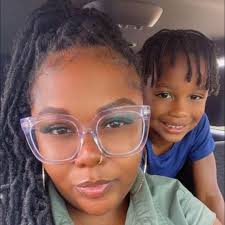 Kylie Kelce Was Asked To Give The Graduation Speech At Her Alma Mater  Cabrini University's, It Was Their Last Ever Graduation: "Everyone's first  question after graduation is, 'What's next?' I don't know'