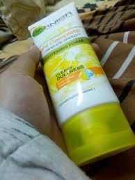 Untuk try safi rania gold ni.tapi memang berkesan dan suit dengan kulit muka saya.kulit saya tiada masalah jerawat atau jeragat tapi cuma kusam dan x bermaya.since saya keje 12 jam kat aircond ni,kulit muka cepat kering.so o try youthfull essence ni dan dia memang moisture kulit saya. My Skincare Routine Malaysian Perjuangan Hilangkan Jerawat Shaalamin28