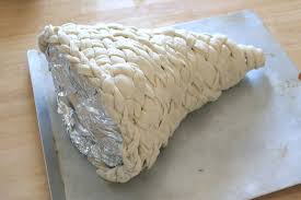 Learn how to make cornucopias for your fall dinner table. Make A Bread Cornucopia For Thanksgiving Chica And Jo