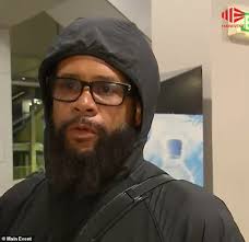 George Kambosos Jr v Devin Haney: Bill Haney arrives in Australia mere  hours from American's fight