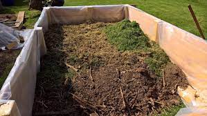 There are many reasons why a raised garden should be your landscape's next modern upgrade. How To Fill A Tall Raised Garden Bed 10 Quick Steps Green Garden Tribe