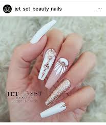 Las uñas son parte de tu look y siempre tienen que lucir increíbles. 89 Ideas De Manicura Blanca En 2021 Manicura Manicura De Unas Disenos De Unas