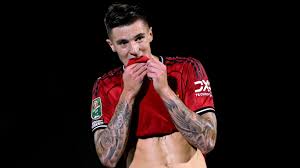 'Absolute waste of money' - Benjamin Sesko savaged for 'completely anonymous' derby performance as fans claim he is a 'worse signing than Antony' after Man Utd's thumping defeat to Man City