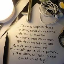 Xq Es Asi La Vida Amor Platonico Frases Frases Pensamientos Frances De Amor