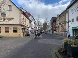 Die peugeotfahrerin war von schildgen her kommend in richtung schlebusch unterwegs. Schlebusch News Aktuelles Aus Leverkusen Schlebusch Werbe Und Fordergemeinschaft Schlebusch E V