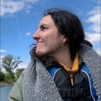 70+ perfiles de «Poole»